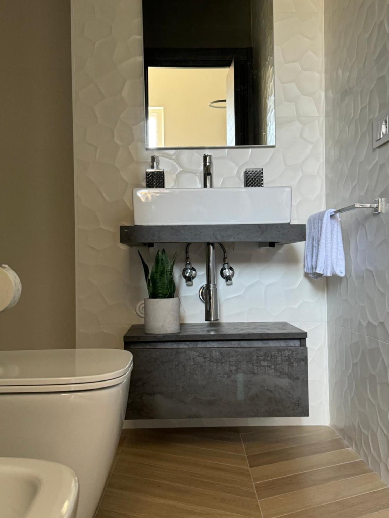 Sky Luxury Rooms Неттуно Екстер'єр фото