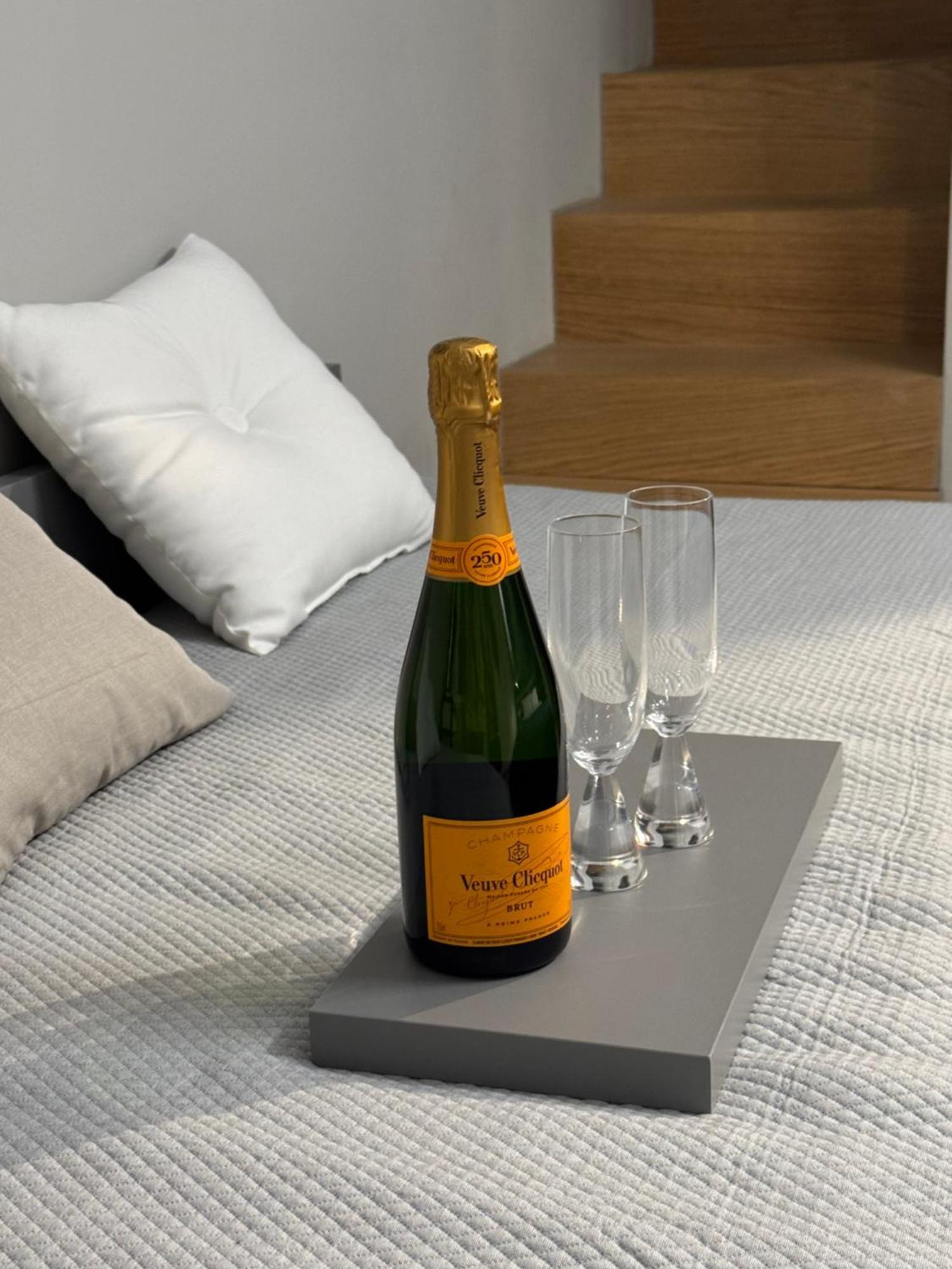 Sky Luxury Rooms Неттуно Екстер'єр фото