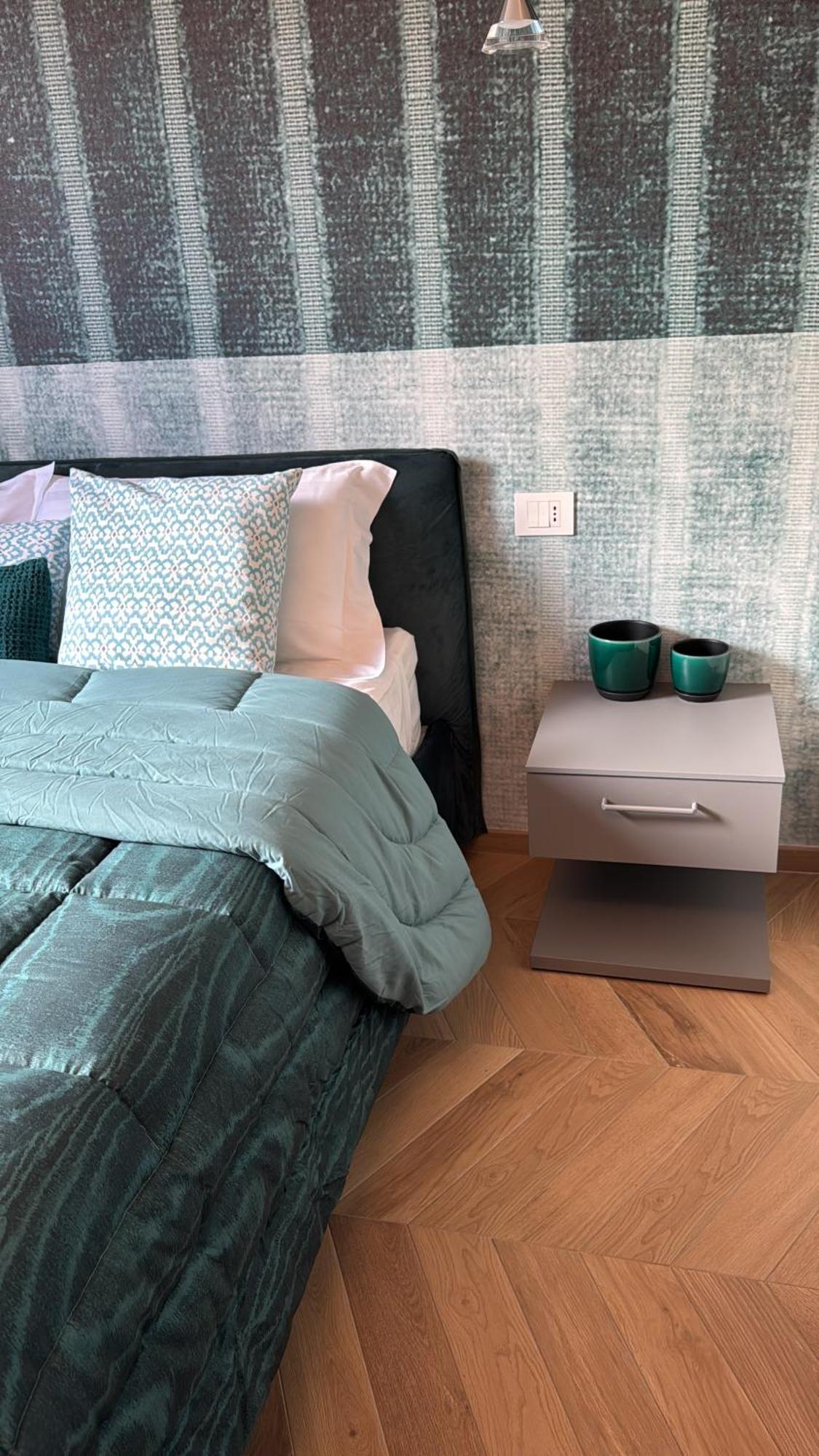 Sky Luxury Rooms Неттуно Екстер'єр фото