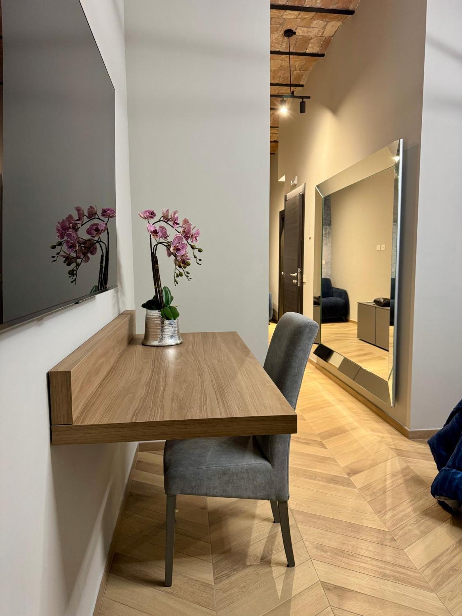 Sky Luxury Rooms Неттуно Екстер'єр фото